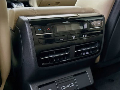 Acura MDX 2024 con paquete tecnológico