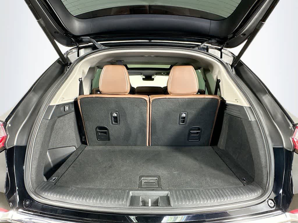 Acura MDX 2024 con paquete tecnológico