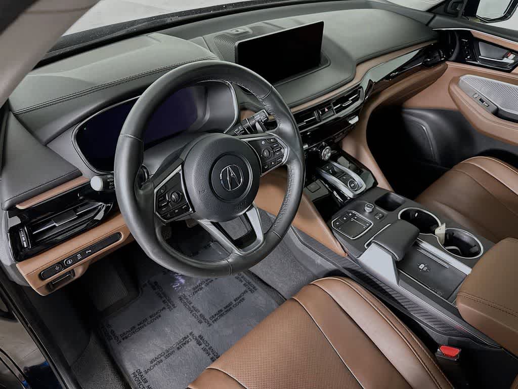 Acura MDX 2024 con paquete tecnológico