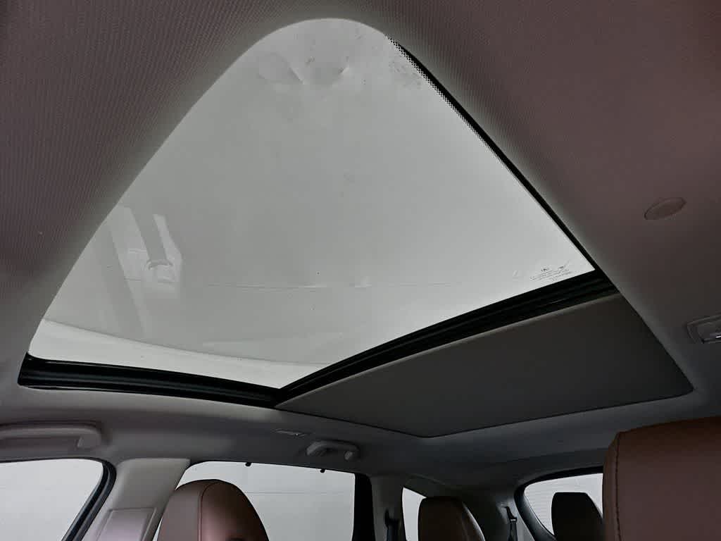 Acura MDX 2024 con paquete tecnológico