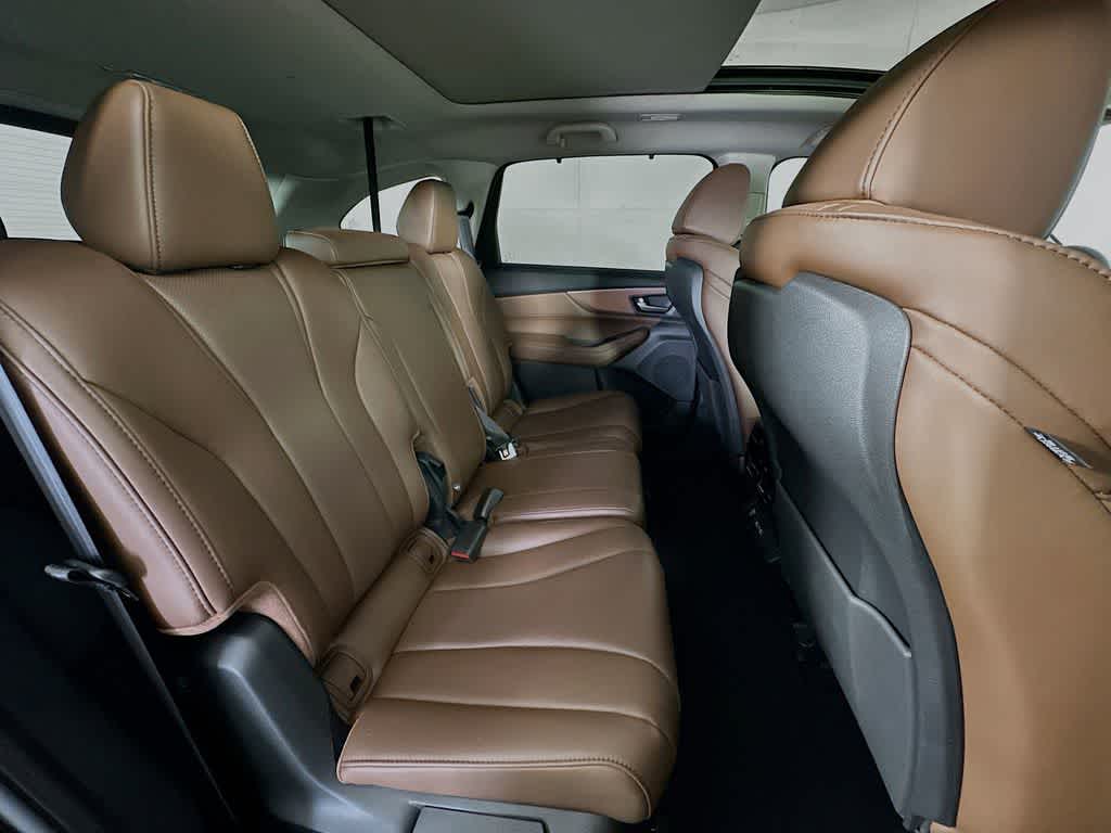 Acura MDX 2024 con paquete tecnológico