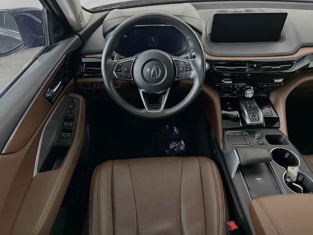 Acura MDX 2024 con paquete tecnológico