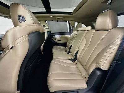 Acura MDX 2023 con paquete tecnológico