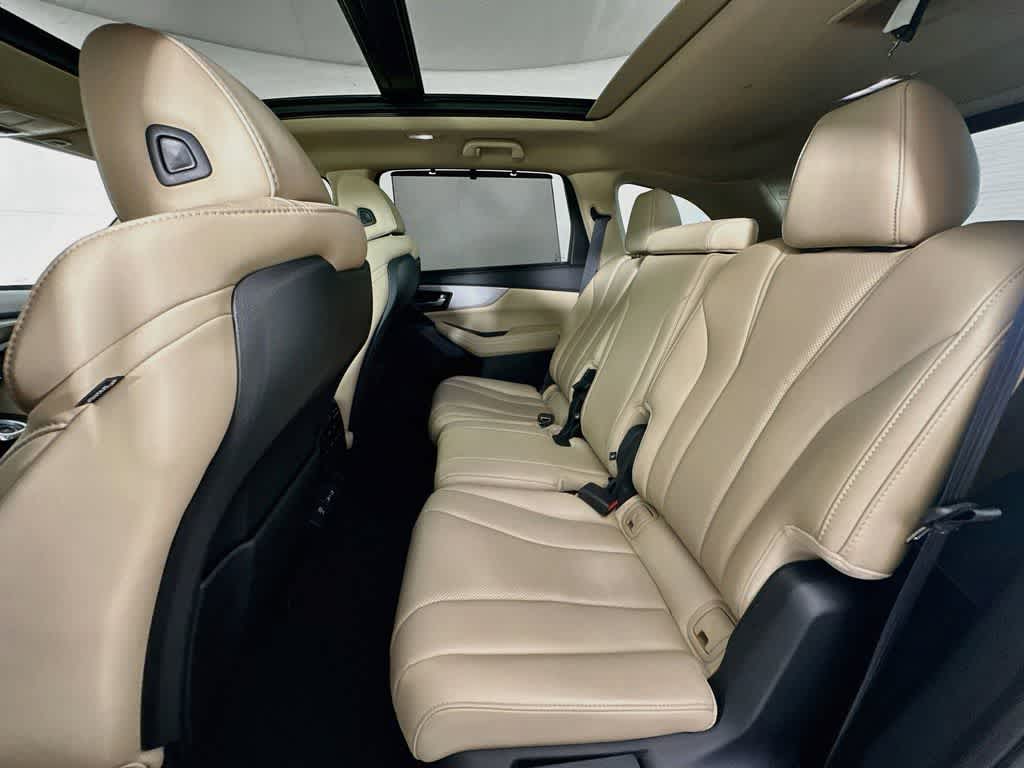 Acura MDX 2023 con paquete tecnológico