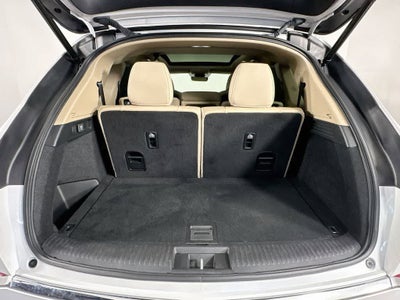 Acura MDX 2023 con paquete tecnológico