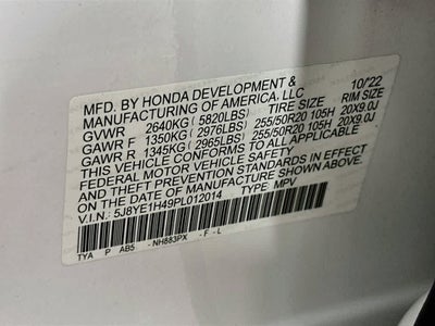 Acura MDX 2023 con paquete tecnológico