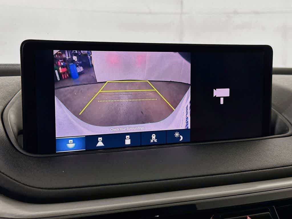 Acura MDX 2023 con paquete tecnológico