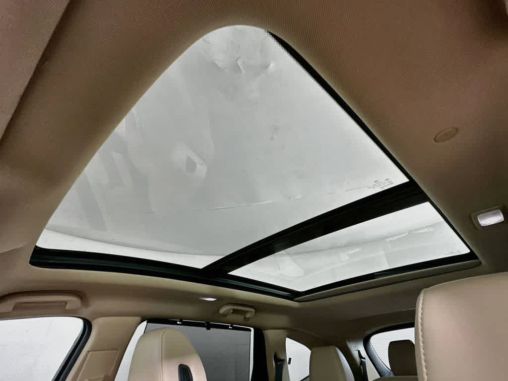 Acura MDX 2023 con paquete tecnológico