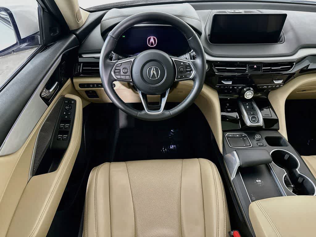 Acura MDX 2023 con paquete tecnológico
