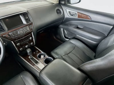 Nissan Pathfinder Platinum 2013