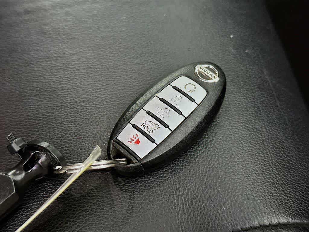 Nissan Pathfinder Platinum 2013