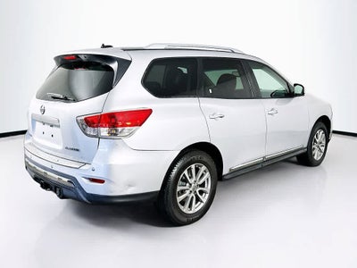Nissan Pathfinder Platinum 2013