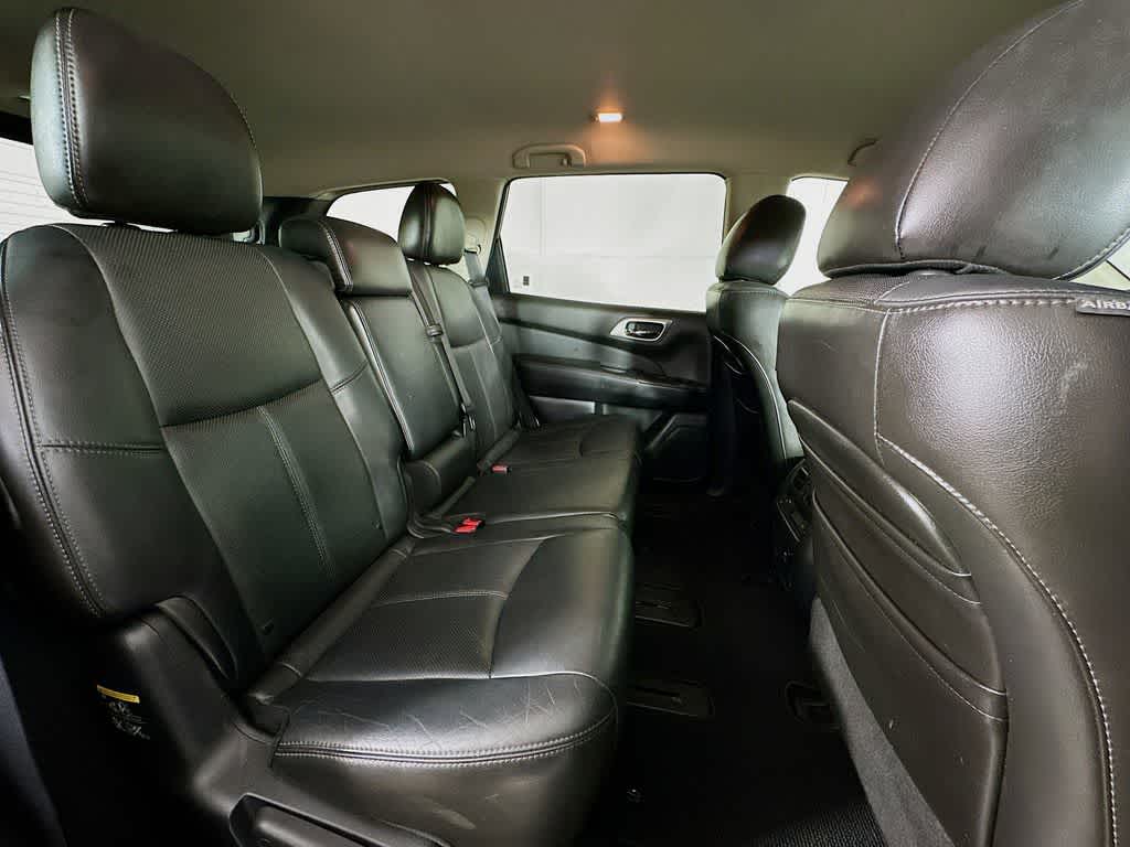 Nissan Pathfinder Platinum 2013