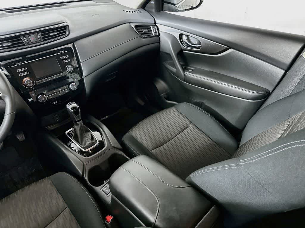 Nissan Rogue SV 2017