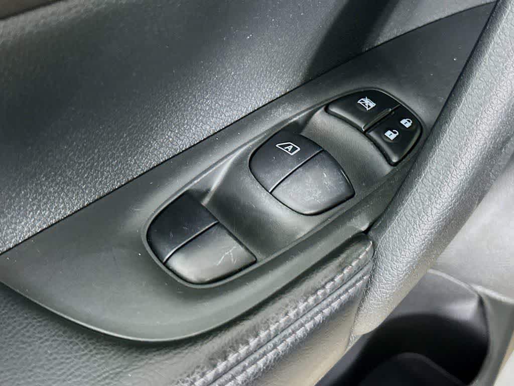 Nissan Rogue SV 2016