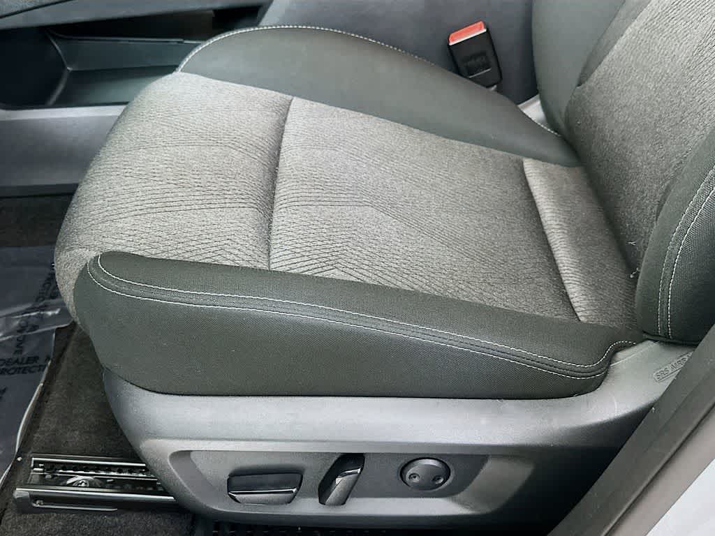 Nissan Rogue SV 2024