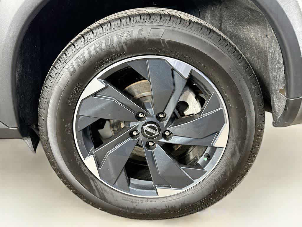 Nissan Rogue SV 2024