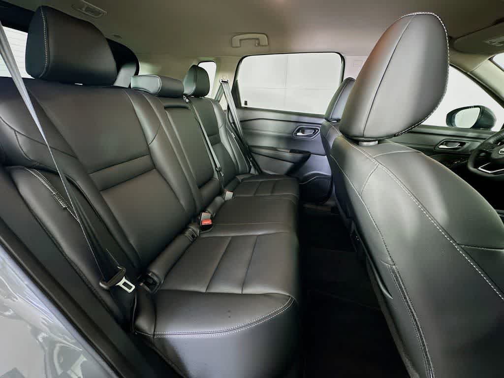 Nissan Rogue SL 2024