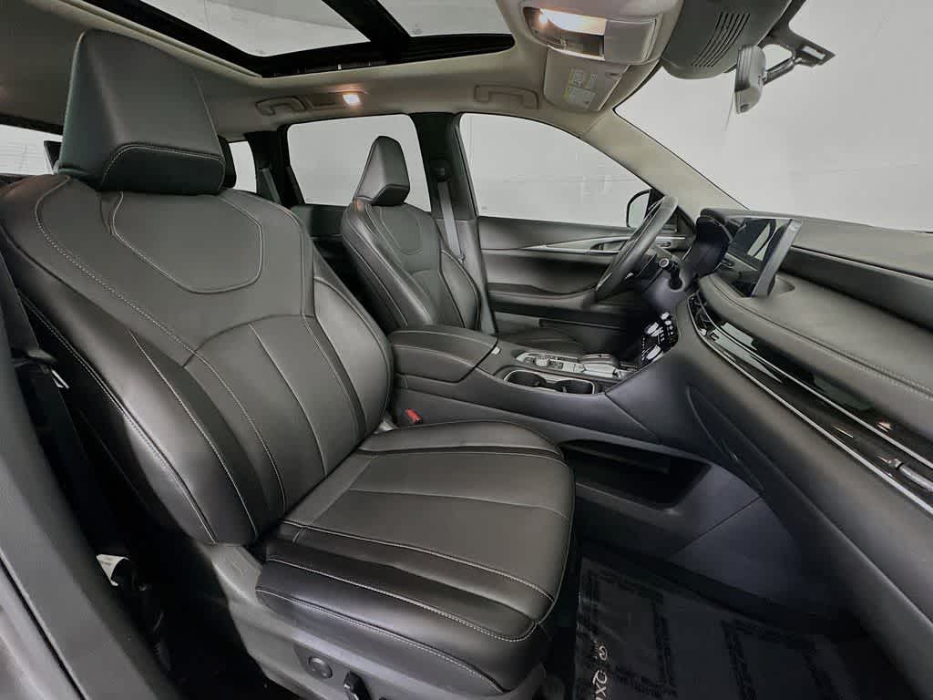 INFINITI QX60 LUXE 2024