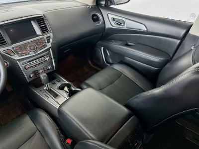 Nissan Pathfinder SL 2020
