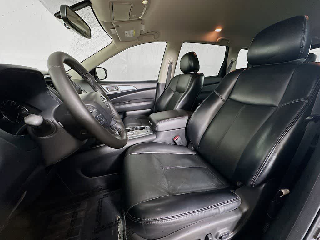 Nissan Pathfinder SL 2020