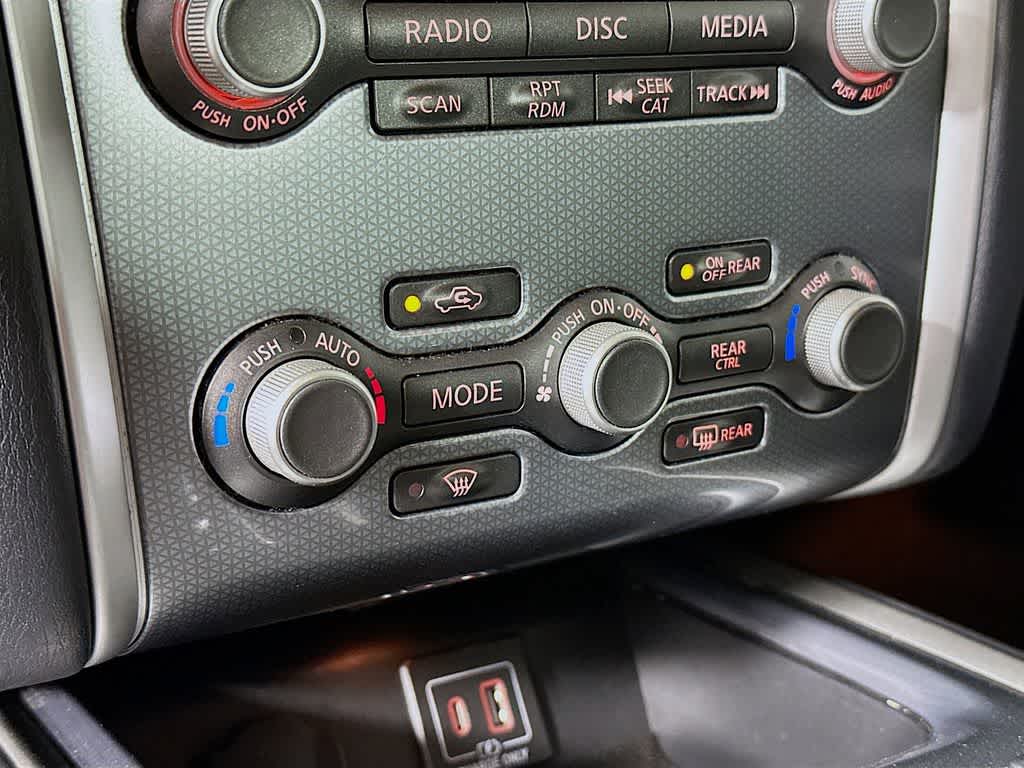 Nissan Pathfinder SL 2020