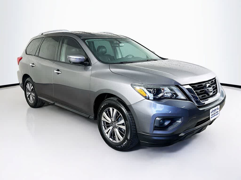 Nissan Pathfinder SL 2020