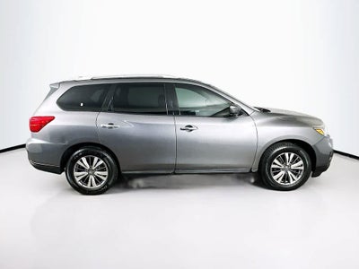 Nissan Pathfinder SL 2020