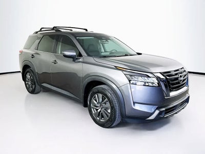 Nissan Pathfinder SV 2022
