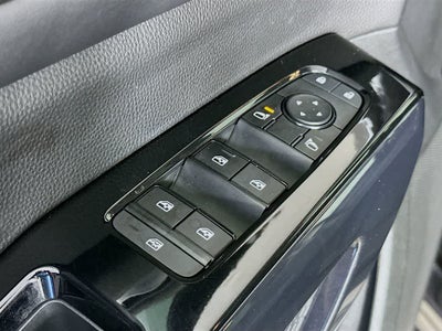 Nissan Pathfinder SV 2022