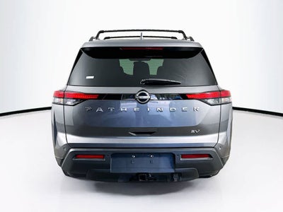 Nissan Pathfinder SV 2022