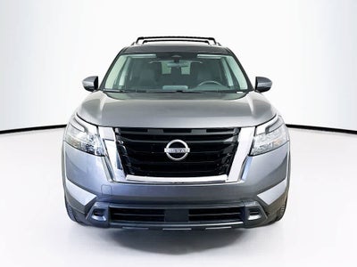 Nissan Pathfinder SV 2022