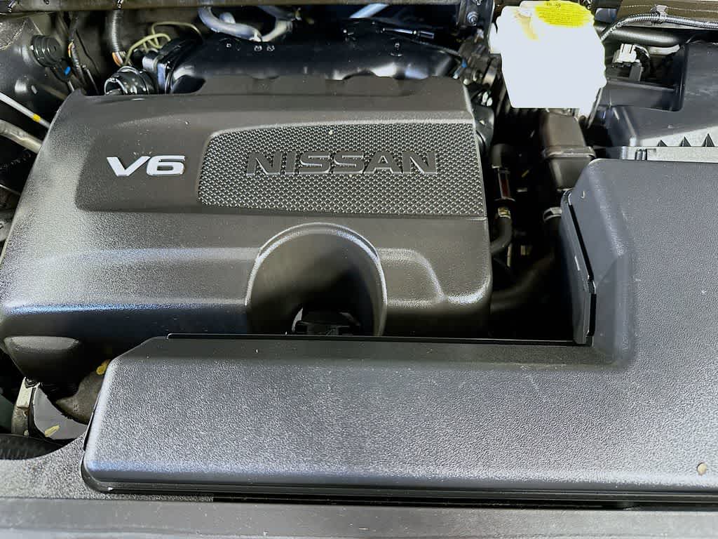 Nissan Pathfinder SV 2022