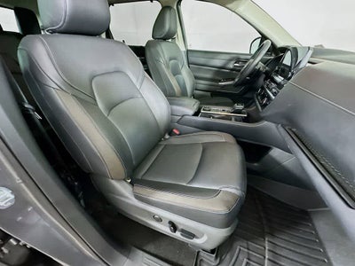 Nissan Pathfinder SL 2023