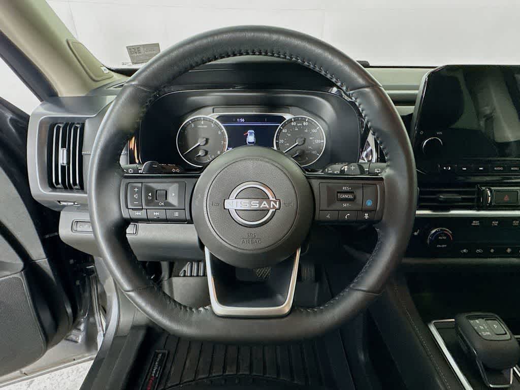 Nissan Pathfinder SL 2023