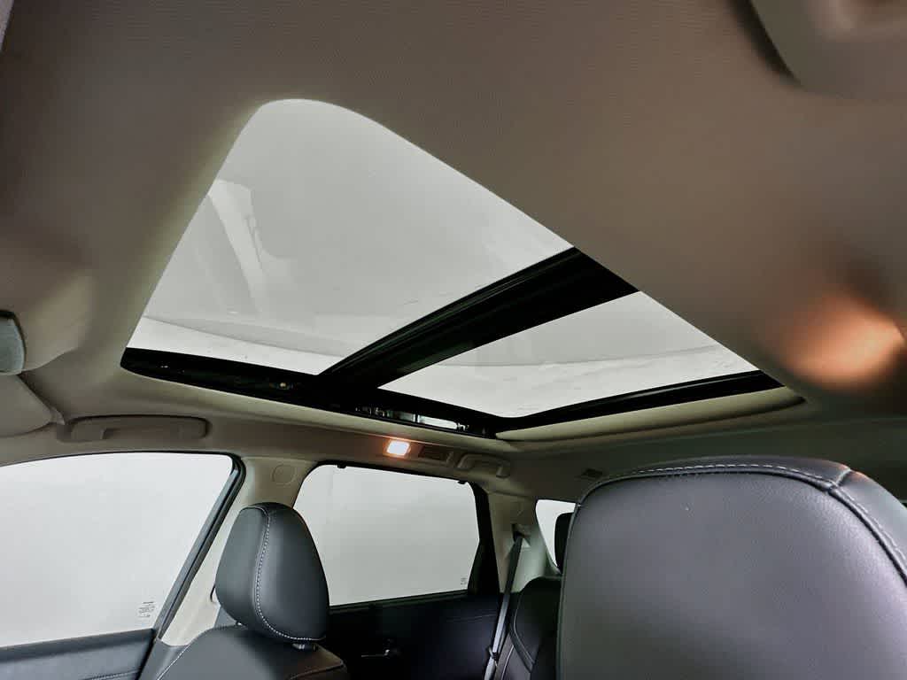 Nissan Pathfinder SL 2023