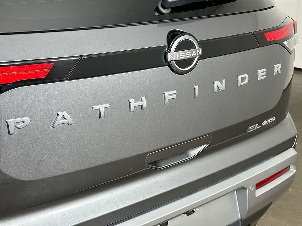 Nissan Pathfinder SL 2023