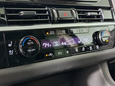 Nissan Pathfinder Platinum 2025