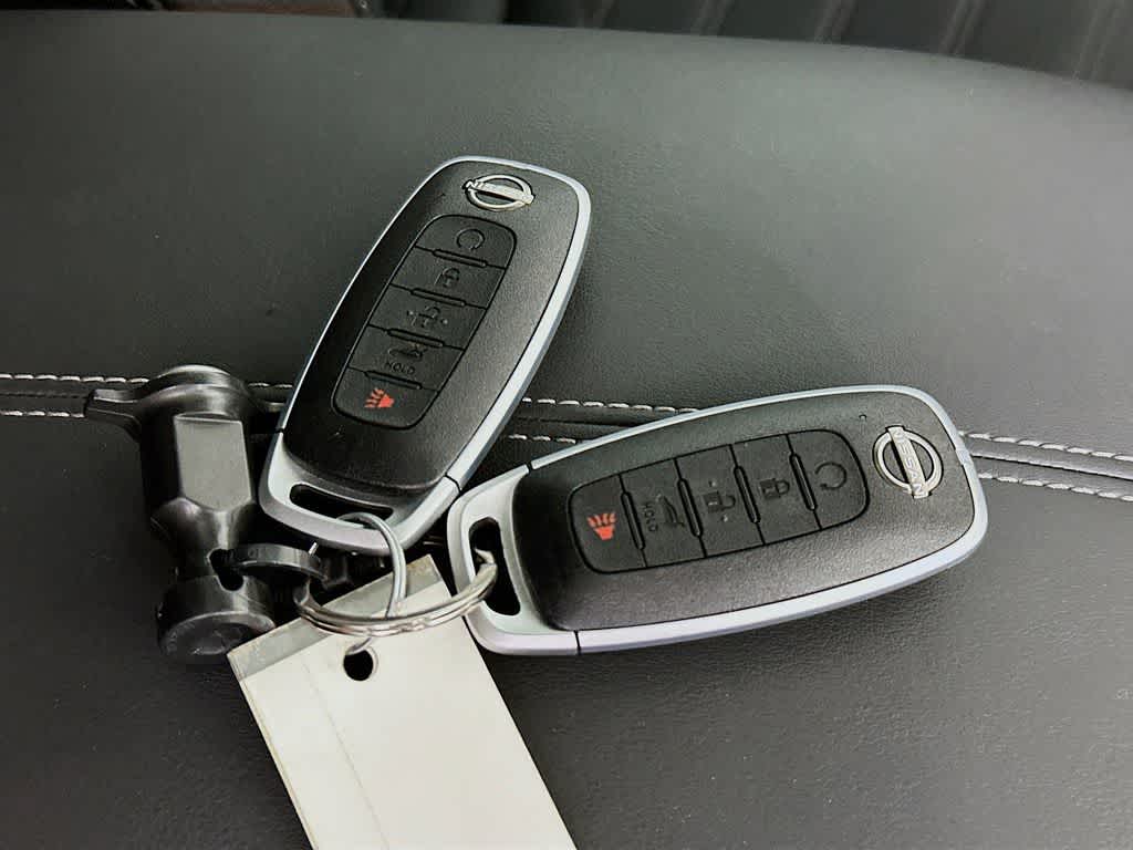 Nissan Pathfinder Platinum 2025