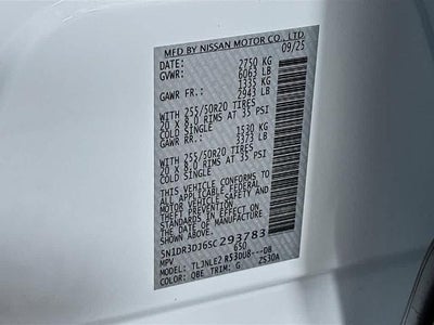 Nissan Pathfinder Platinum 2025