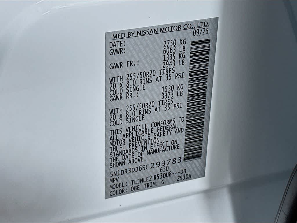 Nissan Pathfinder Platinum 2025