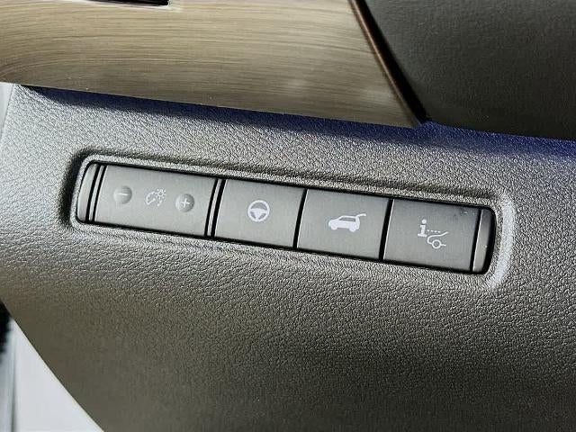 Nissan Pathfinder Platinum 2025