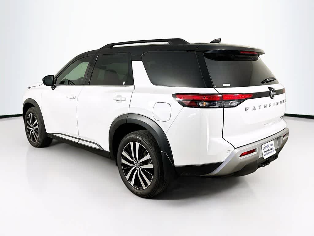 Nissan Pathfinder Platinum 2025