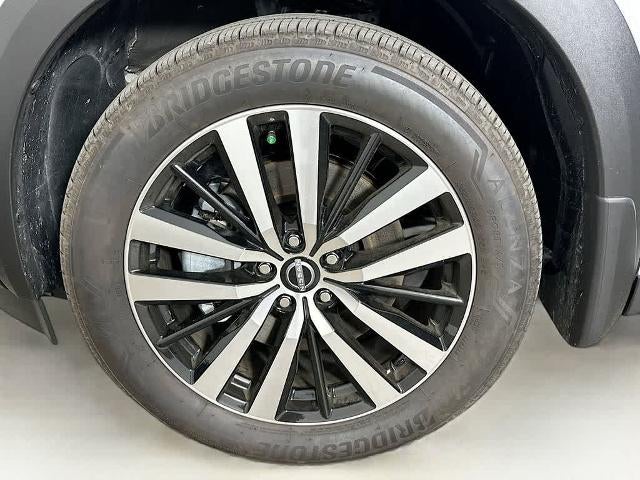 Nissan Pathfinder Platinum 2025