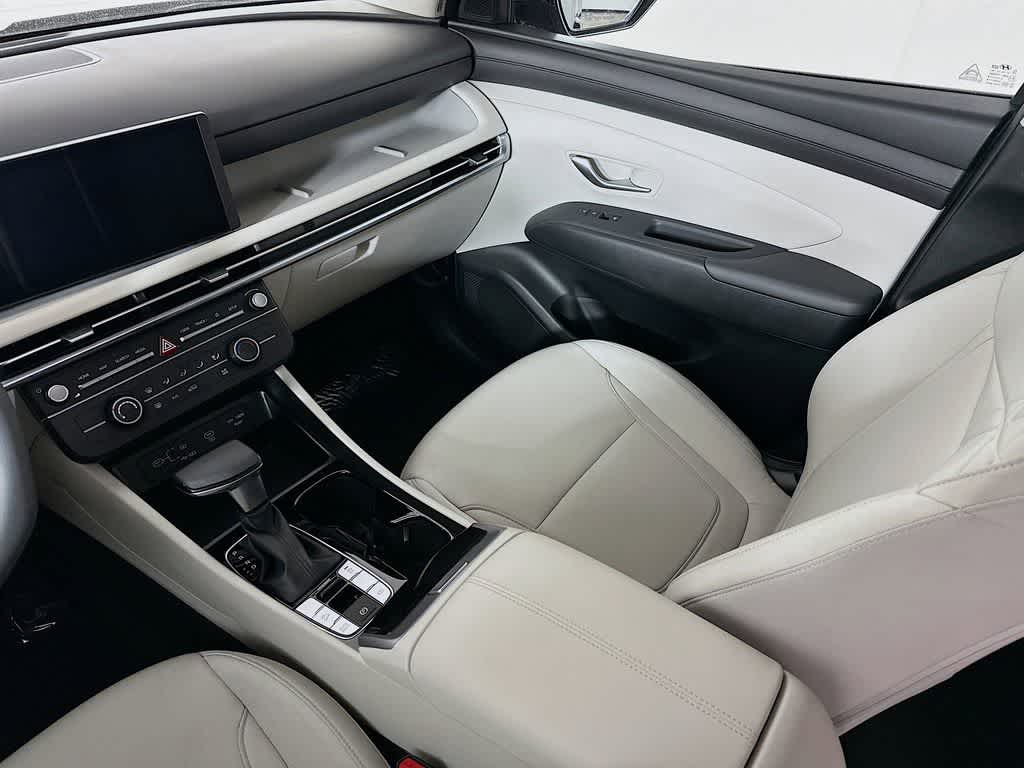 Hyundai Tucson SE 2025