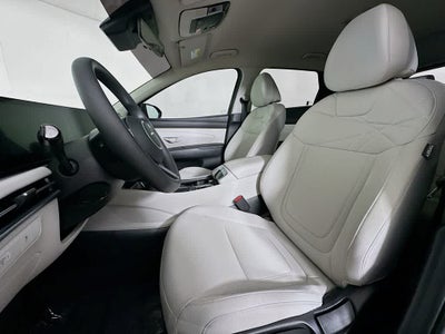 Hyundai Tucson SE 2025