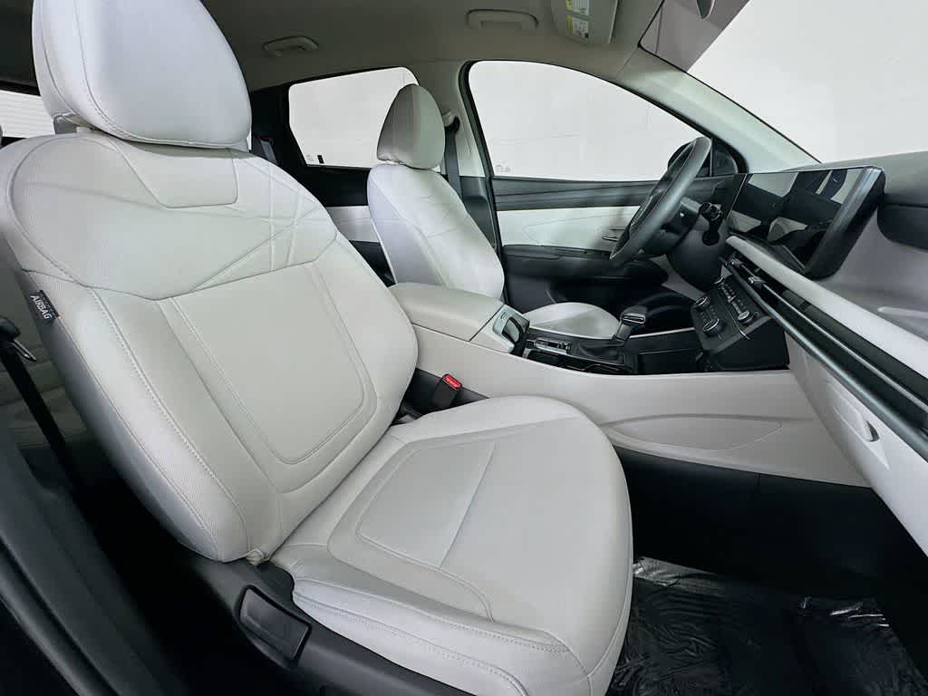 Hyundai Tucson SE 2025