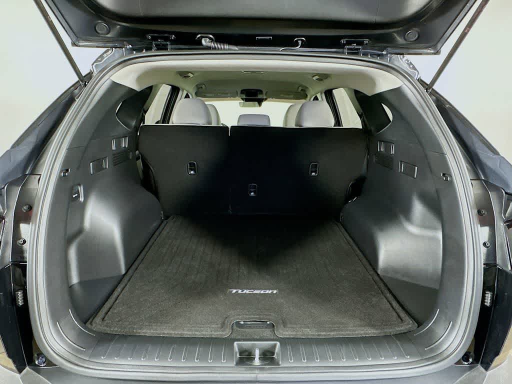 Hyundai Tucson SE 2025