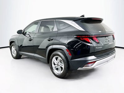 Hyundai Tucson SE 2025