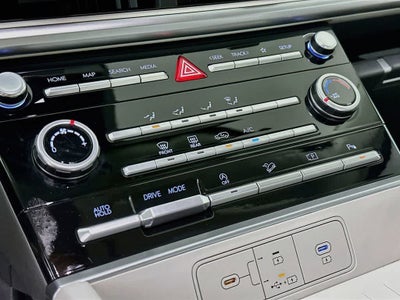 Hyundai Santa Fe SE 2024